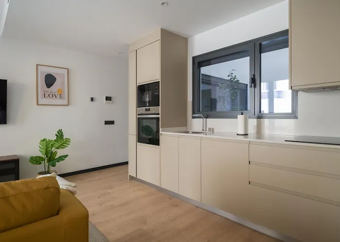 Completo Con Gimnasio Playa De Canteras A1d Las Palmas