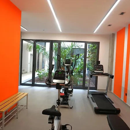 Completo Con Gimnasio Playa De Canteras A1d